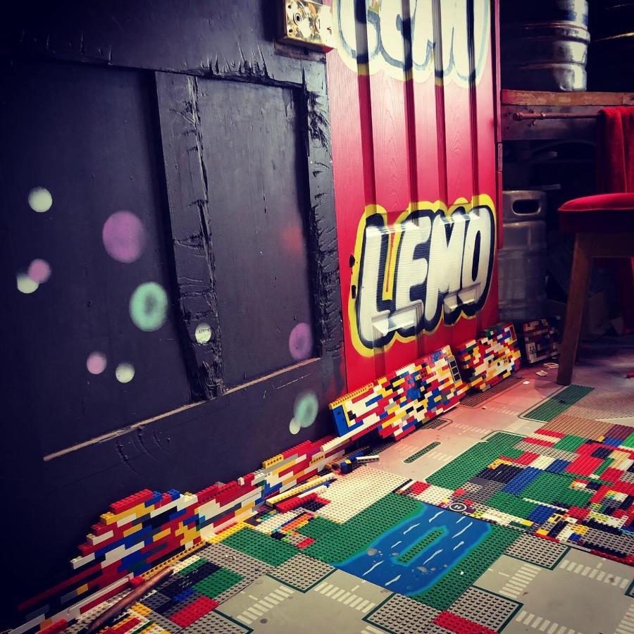 Отель Liverpool Party Pad Экстерьер фото