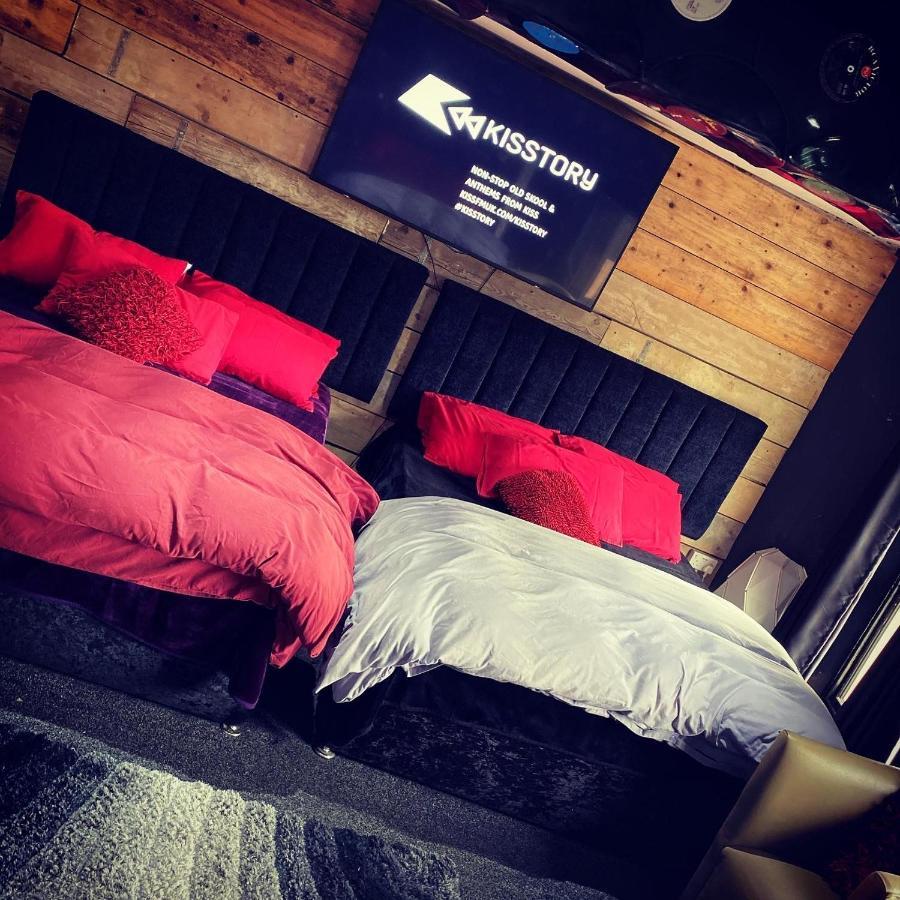 Отель Liverpool Party Pad Экстерьер фото