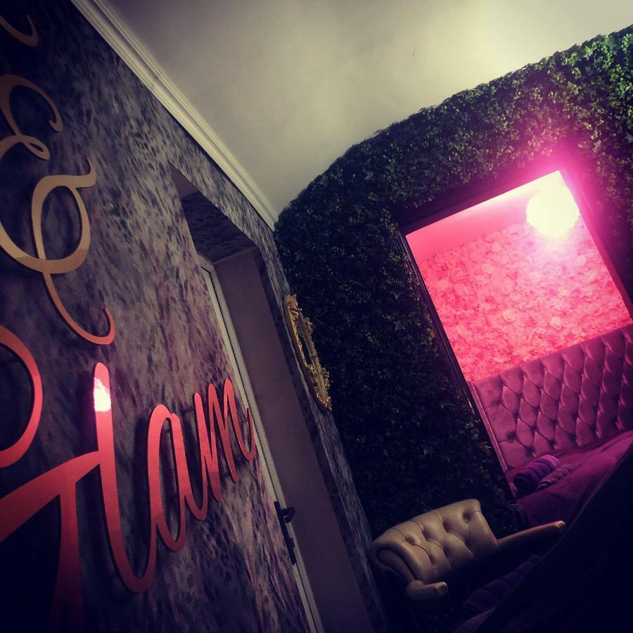 Отель Liverpool Party Pad Экстерьер фото