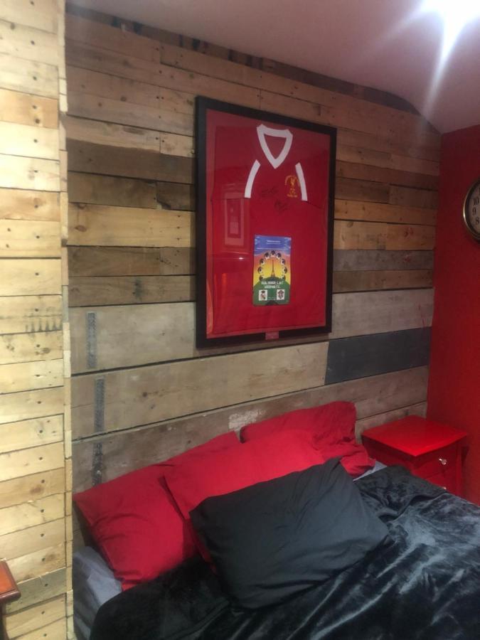 Отель Liverpool Party Pad Экстерьер фото