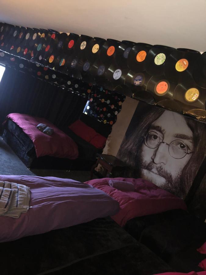 Отель Liverpool Party Pad Экстерьер фото