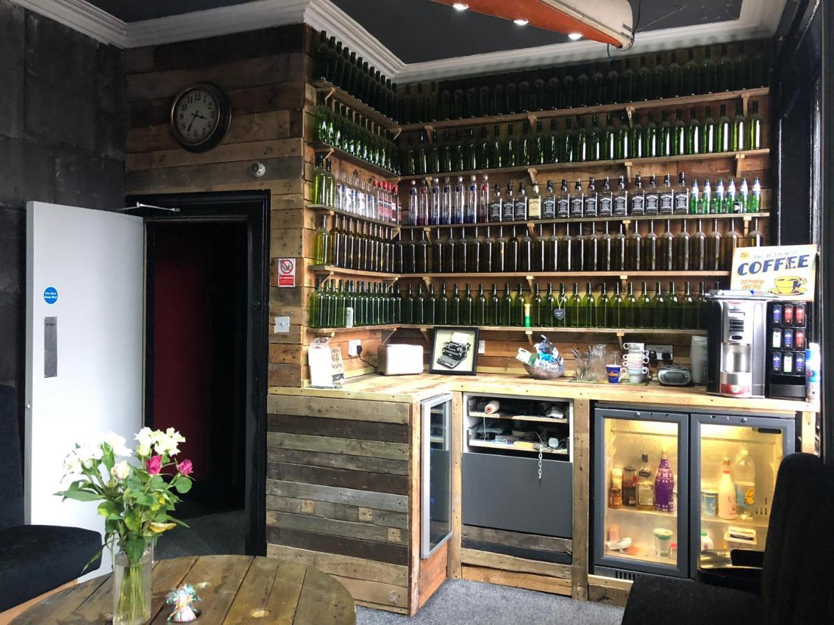 Отель Liverpool Party Pad Экстерьер фото